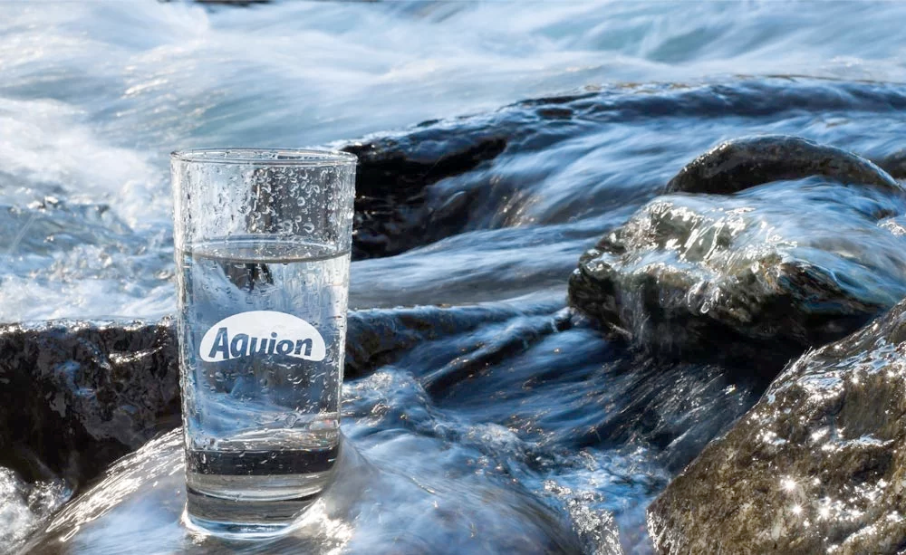 Aquion Aktives Wasser Glas